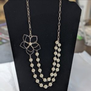 Floral Pearl Necklace
